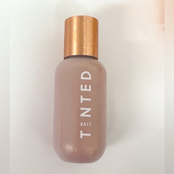 NWT Live Tinted Hueglow Jumbo Liquid Highlighter Drops in Color Dawn (Rose Gold) - Picture 6 of 13